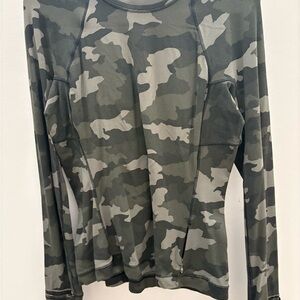 Lululemon Camouflage Long Sleeve Women's Top Size 8